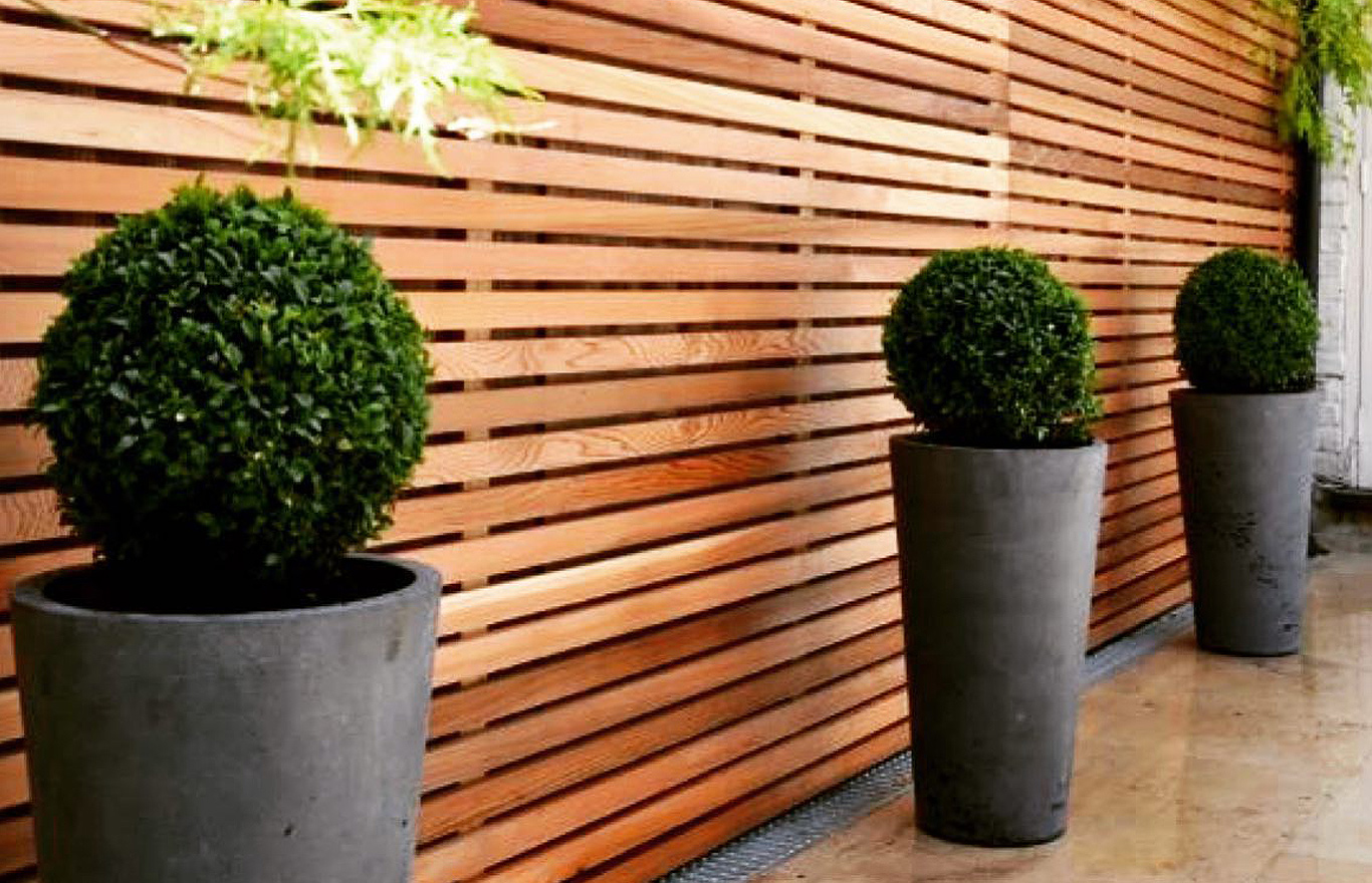Garden fencing by Outside Space Landscaping & Design